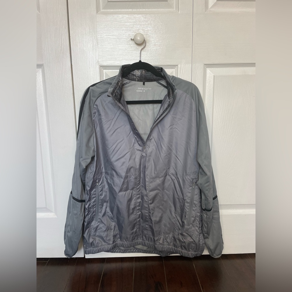 Men’s Nike Golf windbreaker - Picture 3 of 9